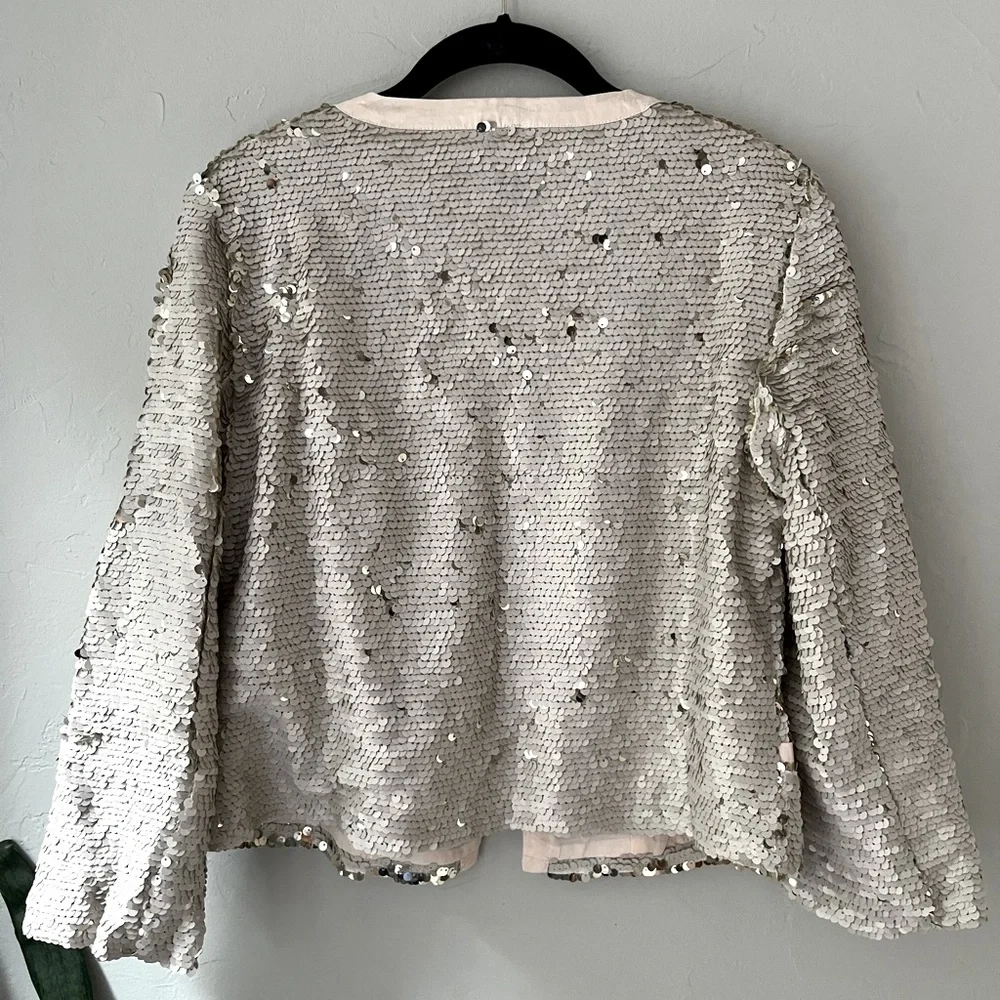✨Blank LONDON ANTHROPOLOGIE GOLD SILVER WHITE CREAM SEQUIN JACKET WOMEN’s Medium - Picture 3 of 4